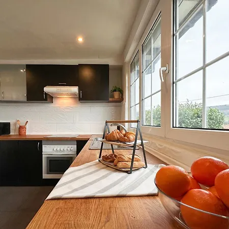 Con Piscina, Jacuzzi Y Vistas Al Mar, A 5 Min Del Puerto De *