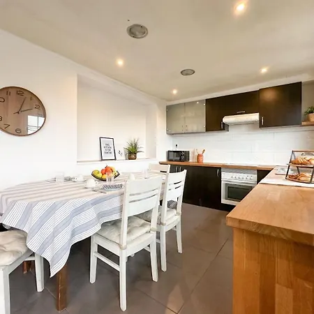 Con Piscina, Jacuzzi Y Vistas Al Mar, A 5 Min Del Puerto De Casa vacanze *